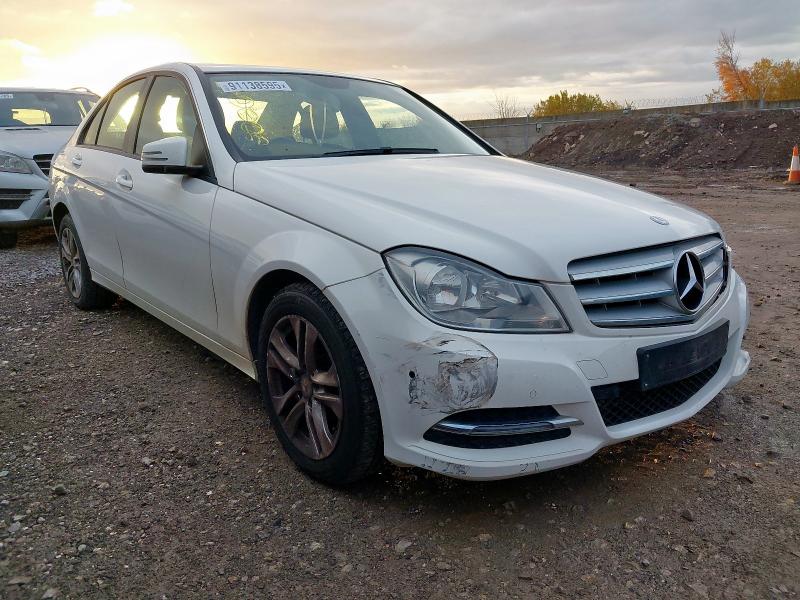 2014 MERCEDES-BENZ C CLASS C180 EXECUTIVE SE 4DR AUTO