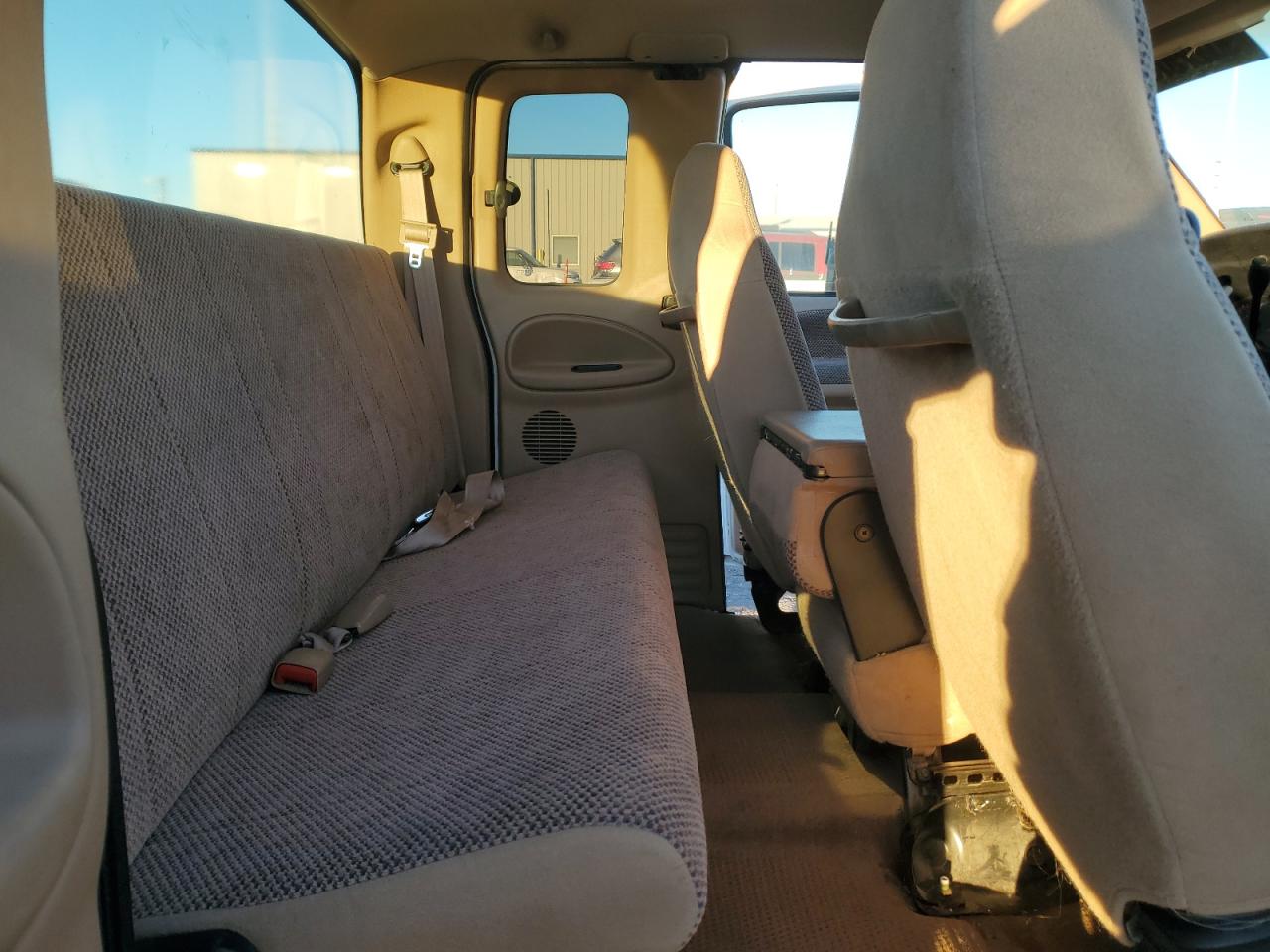 1998 Dodge Ram 1500 VIN: 1B7HC13Z8WJ121694 Lot: 91275775