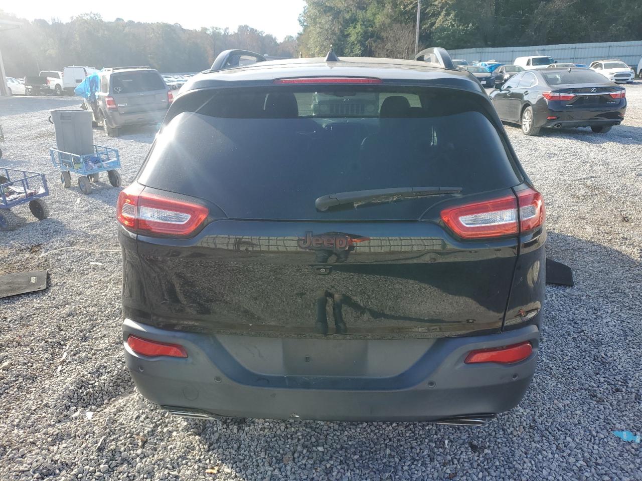 2017 Jeep Cherokee Limited VIN: 1C4PJMDS4HW588797 Lot: 92453985