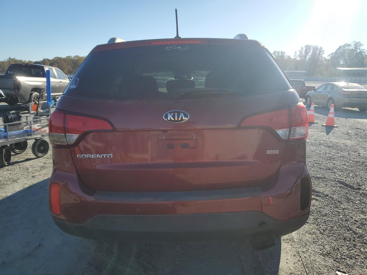 2015 Kia Sorento Lx VIN: 5XYKT3A6XFG603321 Lot: 90642585