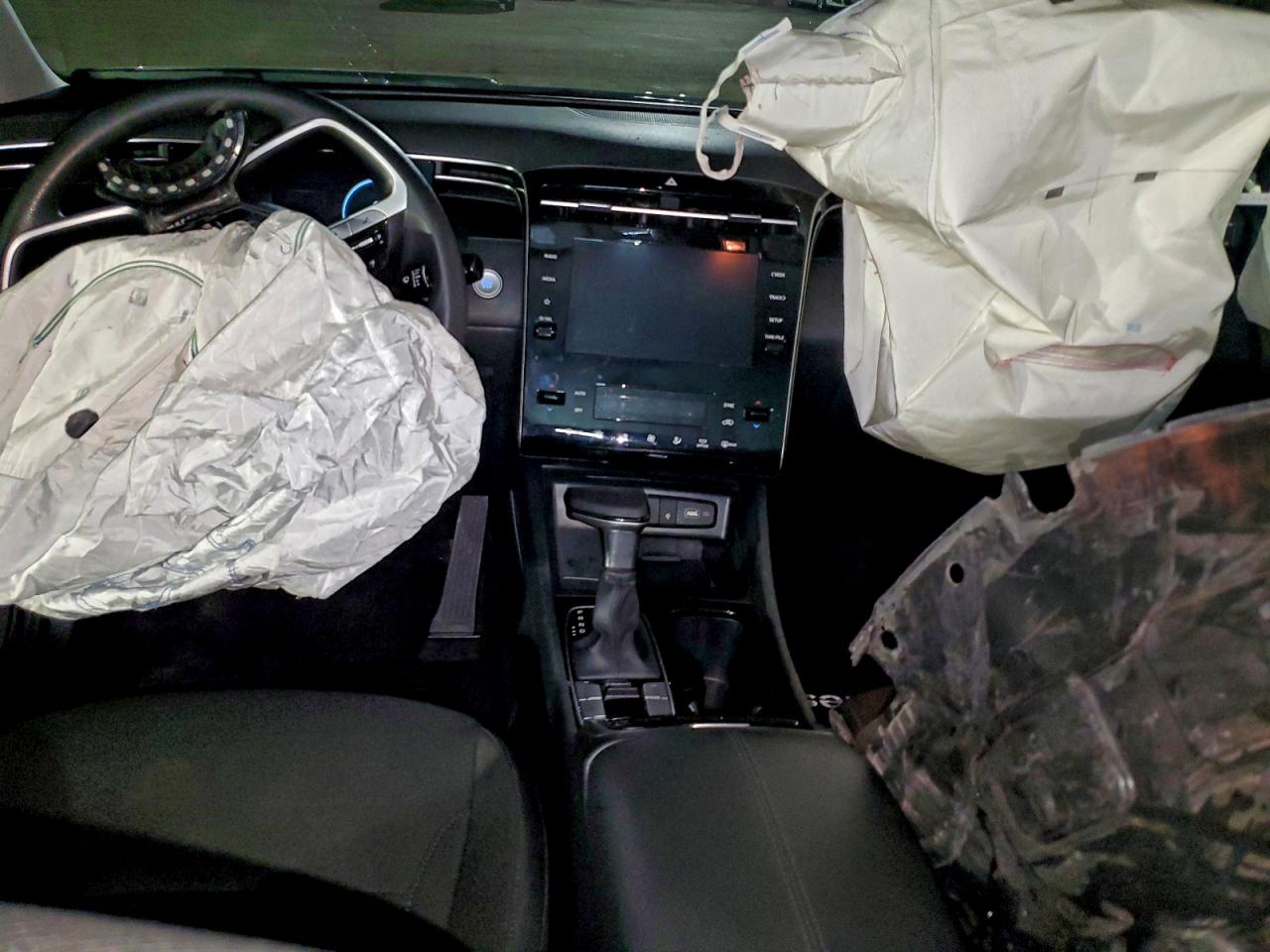 2024 Hyundai Tucson Sel VIN: 421304 Lot: 95298775