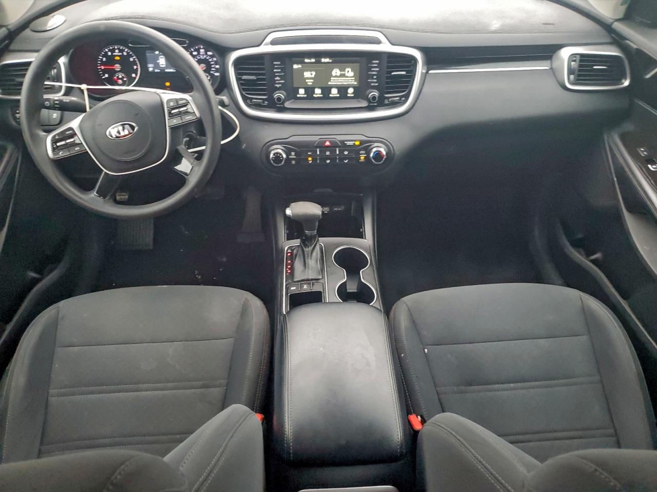 2019 Kia Sorento L VIN: 5XYPGDA35KG565710 Lot: 94298325