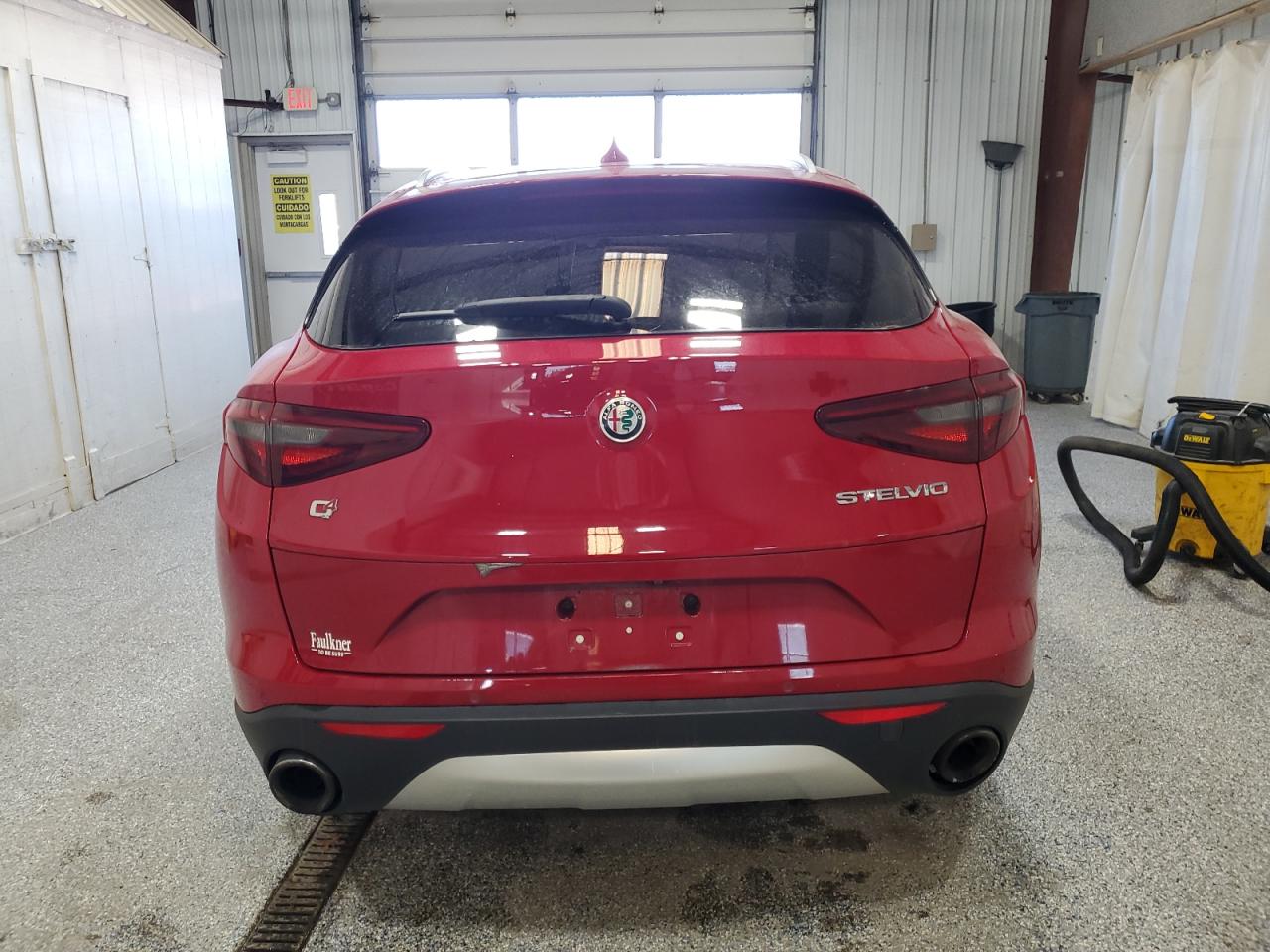 2018 Alfa Romeo Stelvio VIN: ZASFAKAN3J7B81172 Lot: 93555105