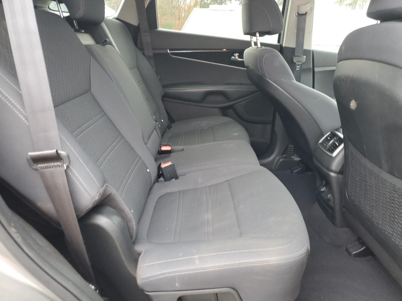 2017 Kia Sorento Lx VIN: 5XYPGDA39HG323284 Lot: 91241835