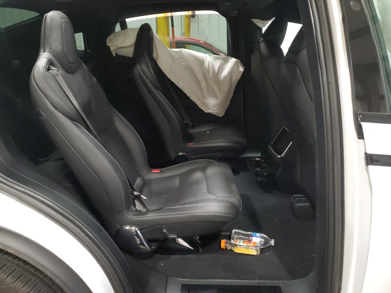 2022 Tesla Model X VIN: 7SAXCBE67NF359338 Lot: 91354445