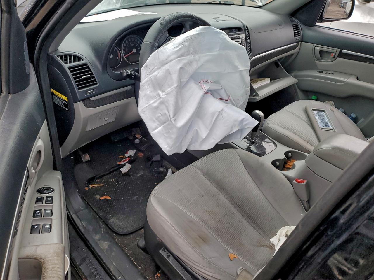 2008 Hyundai Santa Fe Gl VIN: 5NMSG13E58H190228 Lot: 92179095