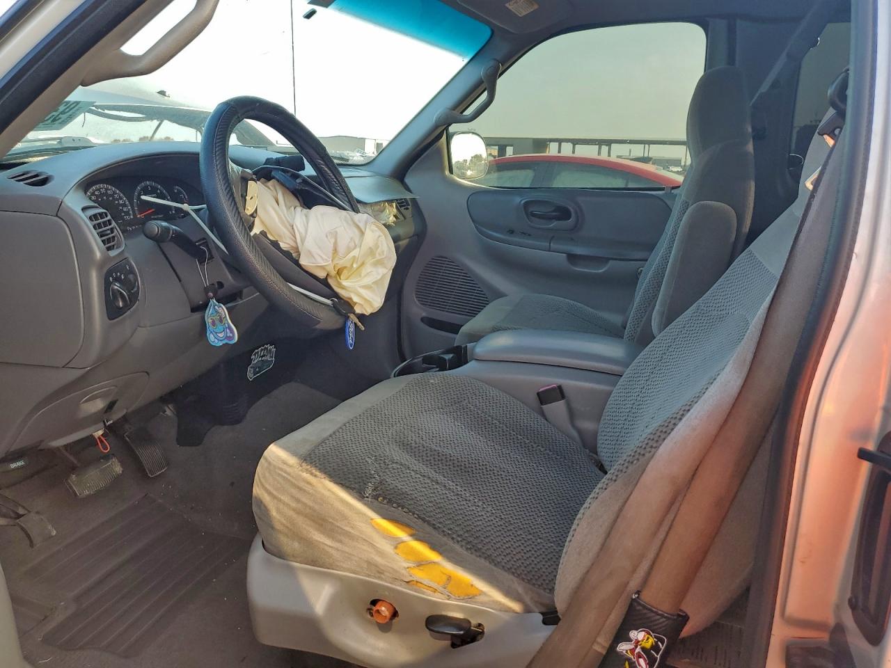 2001 Ford F150 VIN: 2FTZX17241CA13778 Lot: 93320045