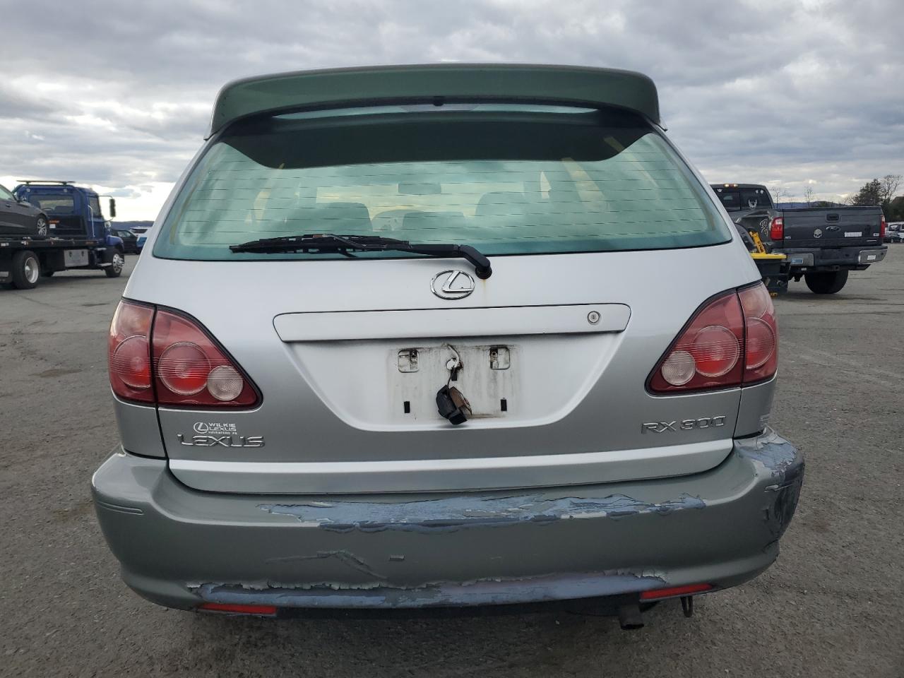 2000 Lexus Rx 300 VIN: JT6HF10U2Y0142928 Lot: 92635505