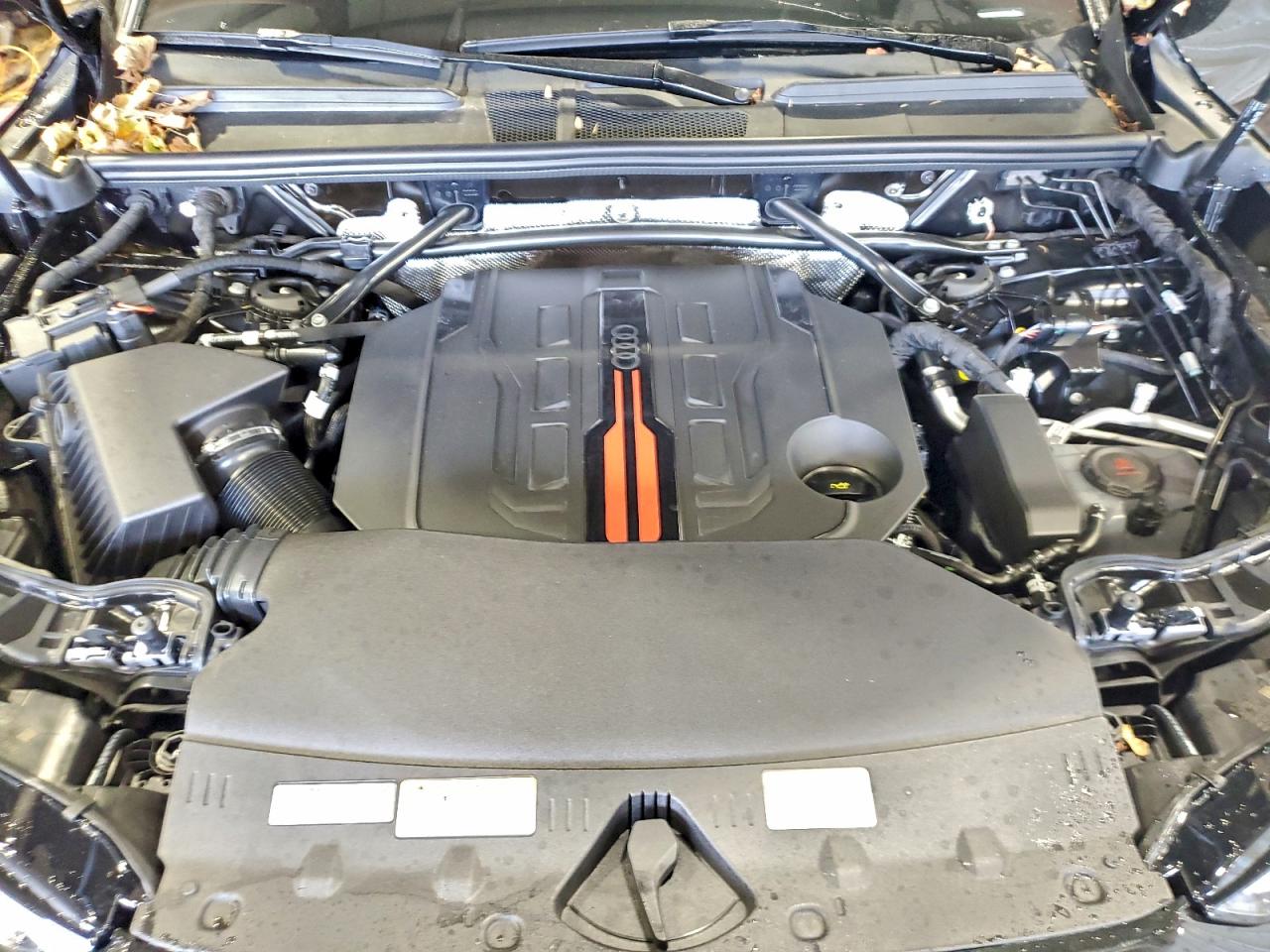 2025 Audi Sq5 Premium Plus VIN: WA125AGU2S2035214 Lot: 93642655