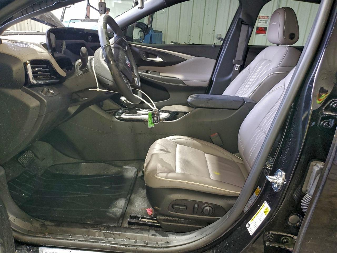 2025 Buick Envista Avenir VIN: KL47LCEP8SB238354 Lot: 93945505