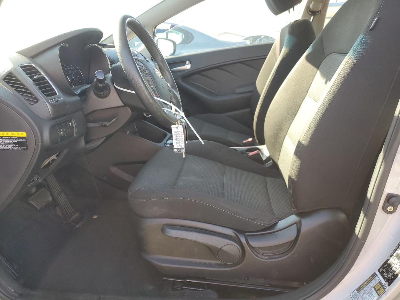 2018 Kia Forte Lx VIN: 3KPFK4A70JE241251 Lot: 93250375