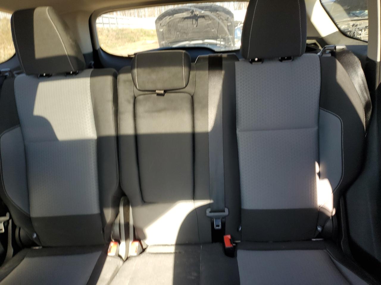 2018 Ford Escape Se VIN: 1FMCU9GD4JUB52142 Lot: 92117815