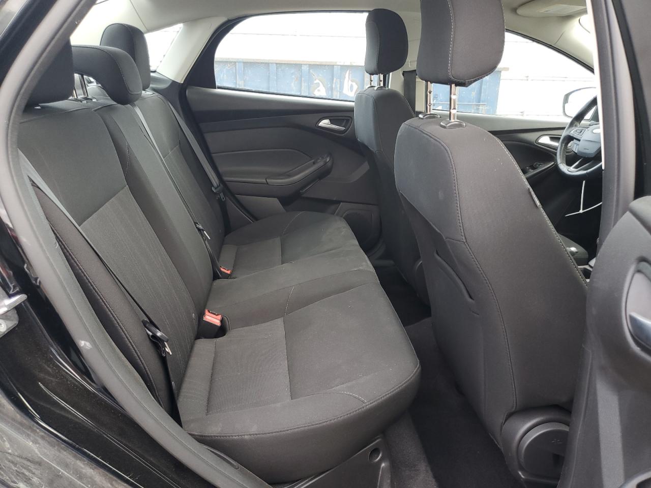 2018 Ford Focus Se VIN: 1FADP3F29JL267554 Lot: 91785765