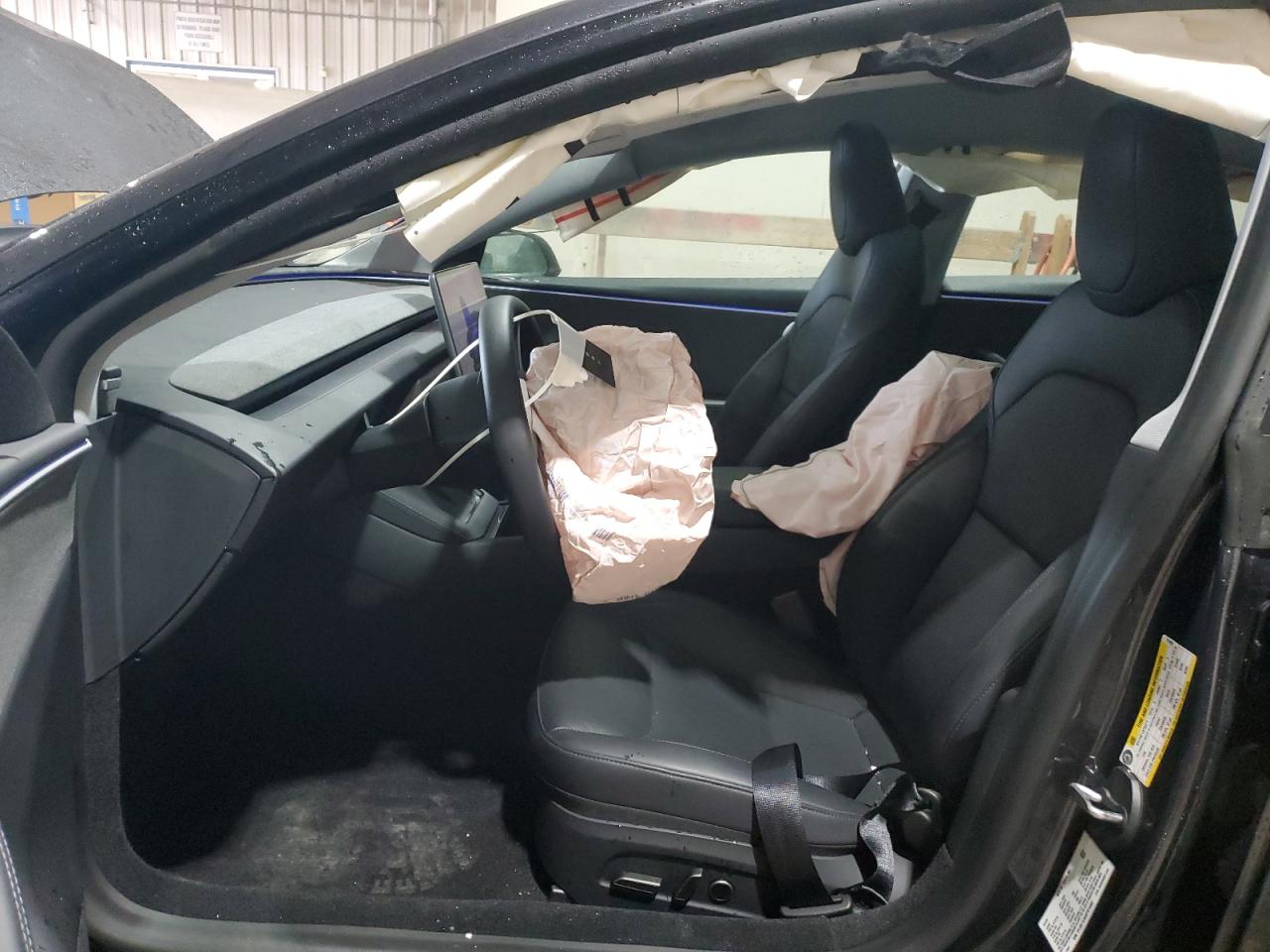 2025 Tesla Model 3 VIN: 5YJ3E1EA8SF974982 Lot: 92300845