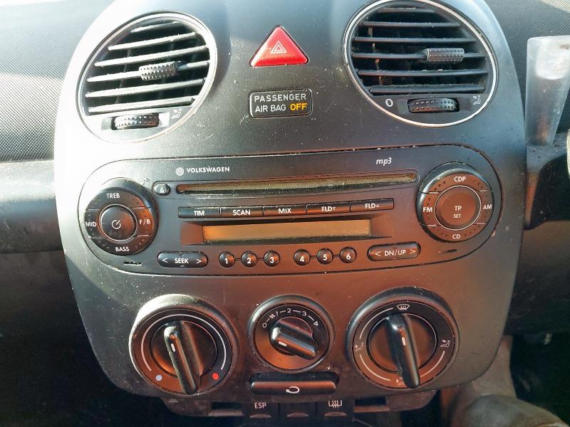 2008 VOLKSWAGEN BEETLE 1.6 LUNA 2DR