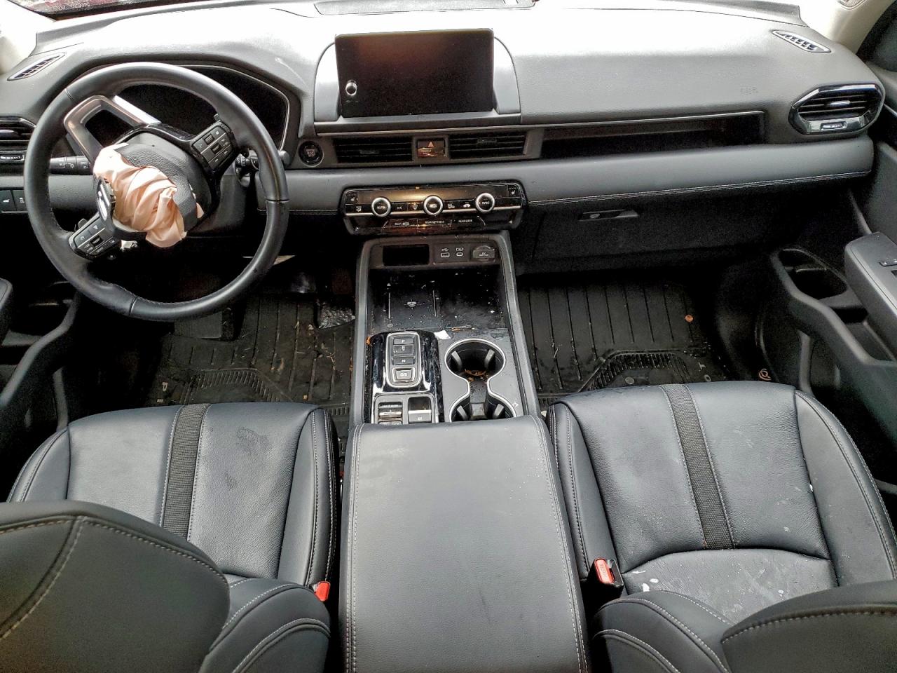 2024 Honda Pilot Touring VIN: 5FNYG1H74RB035032 Lot: 93900305