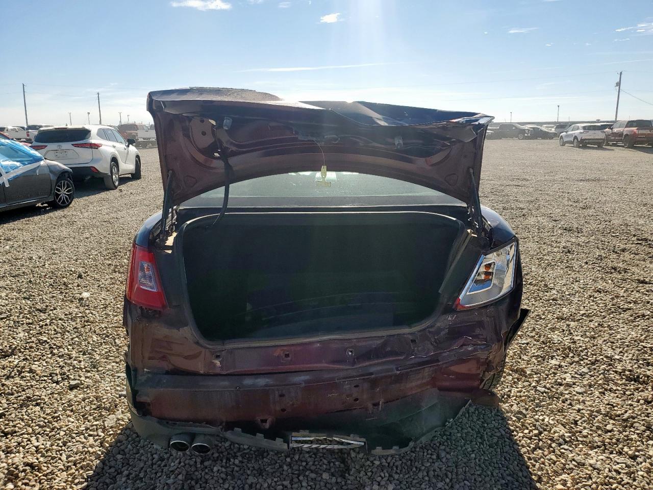 2011 Ford Taurus Sel VIN: 1FAHP2EWXBG105880 Lot: 92890825