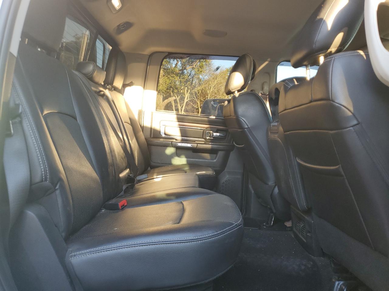 2016 Ram 3500 Laramie VIN: 3C63RRJL1GG339606 Lot: 92123355