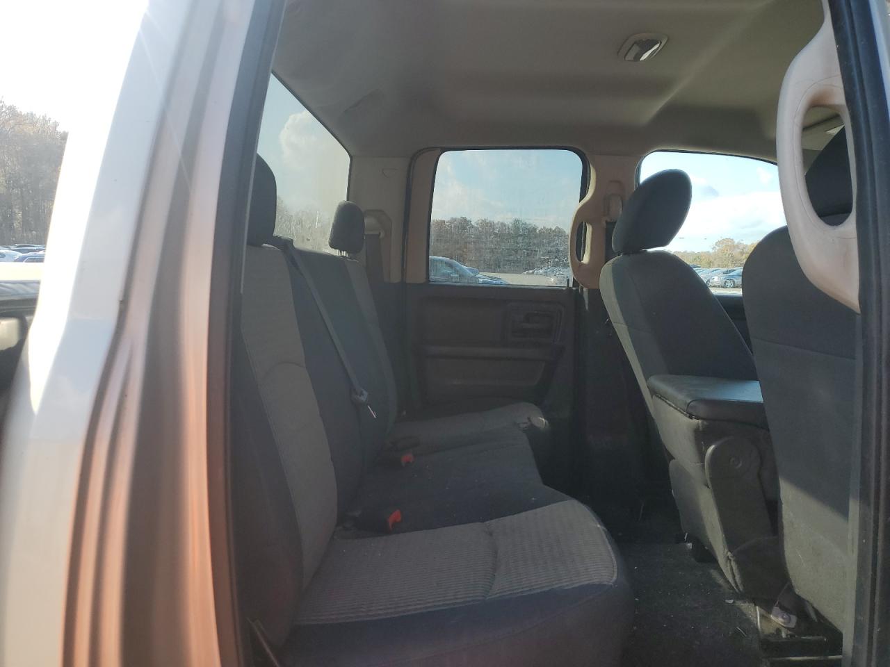 2010 Dodge Ram 1500 VIN: 1D7RV1GT4AS197975 Lot: 91006935