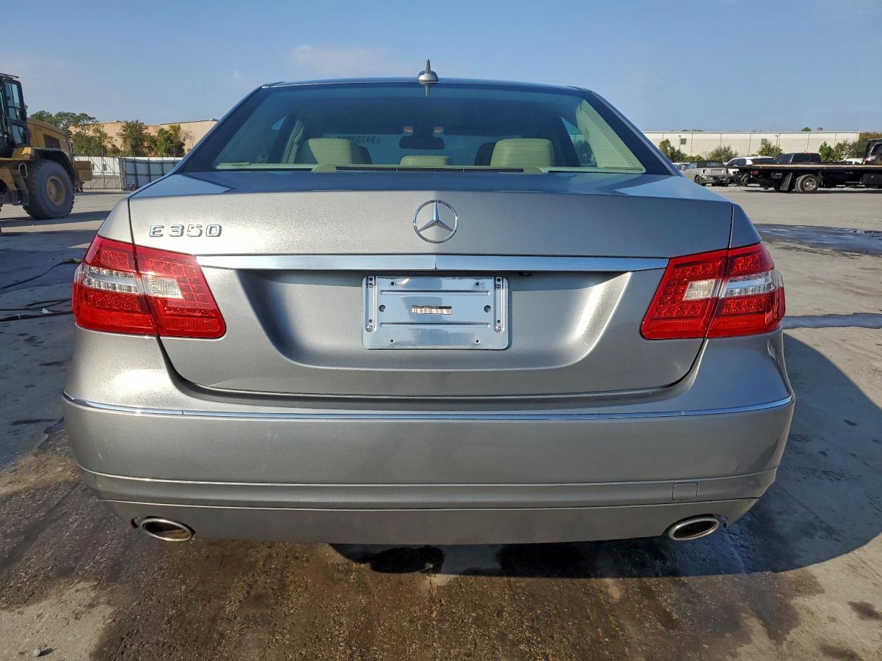 2011 Mercedes-Benz E 350 VIN: WDDHF5GB2BA275622 Lot: 94133885