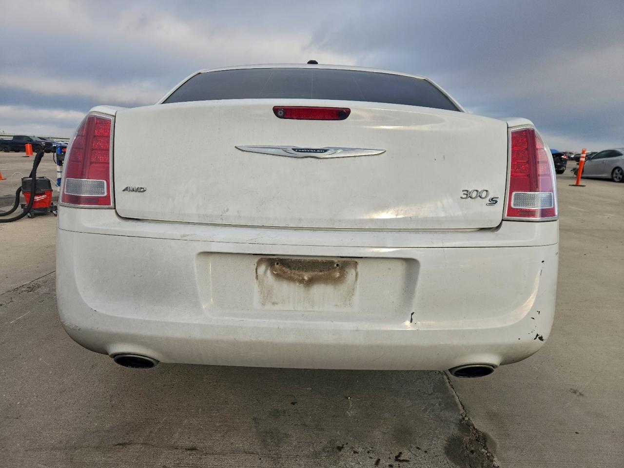 2014 Chrysler 300 S VIN: 2C3CCAGG6EH384807 Lot: 92998115