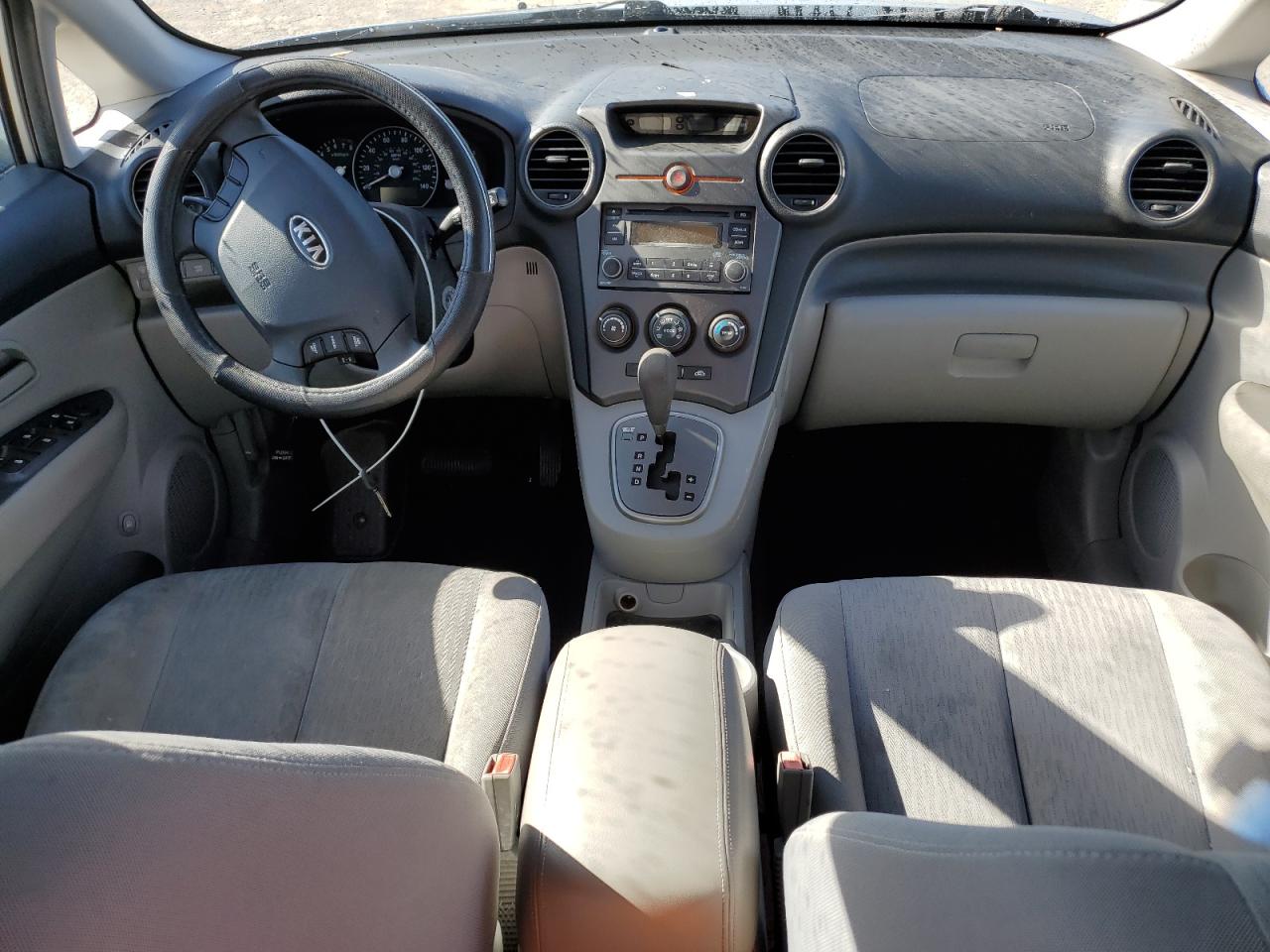 2008 Kia Rondo Lx VIN: KNAFG526487138774 Lot: 92442185