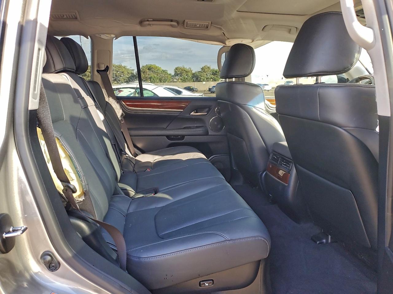 2021 Lexus Lx 570 VIN: JTJDY7AX8M4350082 Lot: 92756375