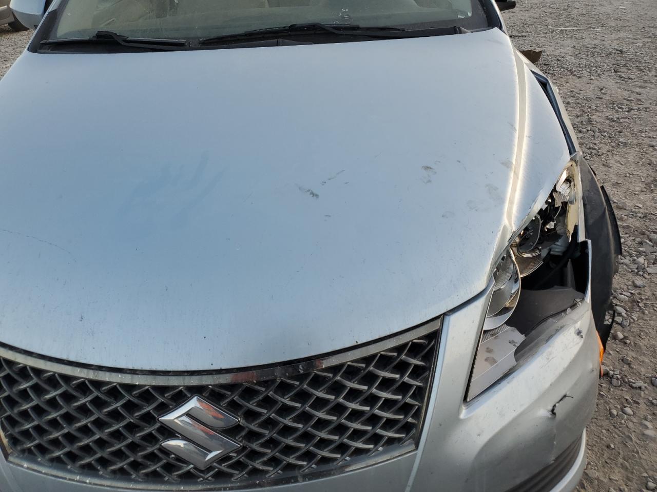 2012 Suzuki Kizashi Se VIN: JS2RE9A32C6100565 Lot: 92511195