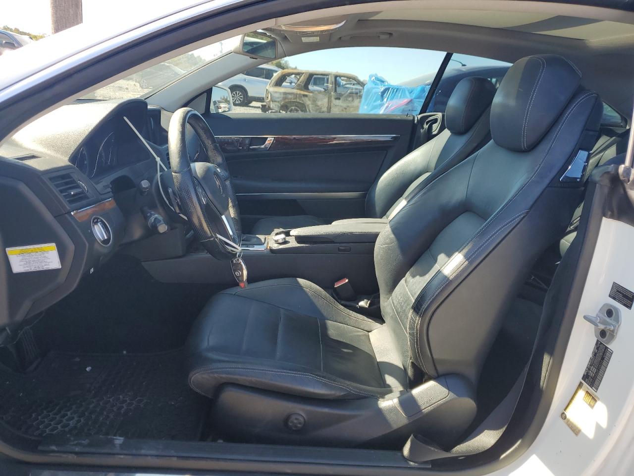 2013 Mercedes-Benz E 350 VIN: WDDKJ5KB6DF208264 Lot: 90989235