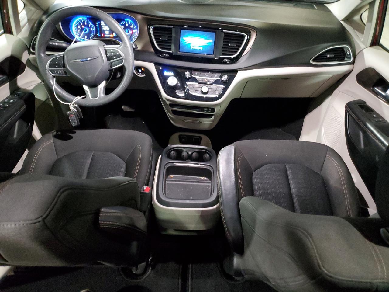 2018 Chrysler Pacifica Touring Plus VIN: 2C4RC1FG8JR158134 Lot: 92577755