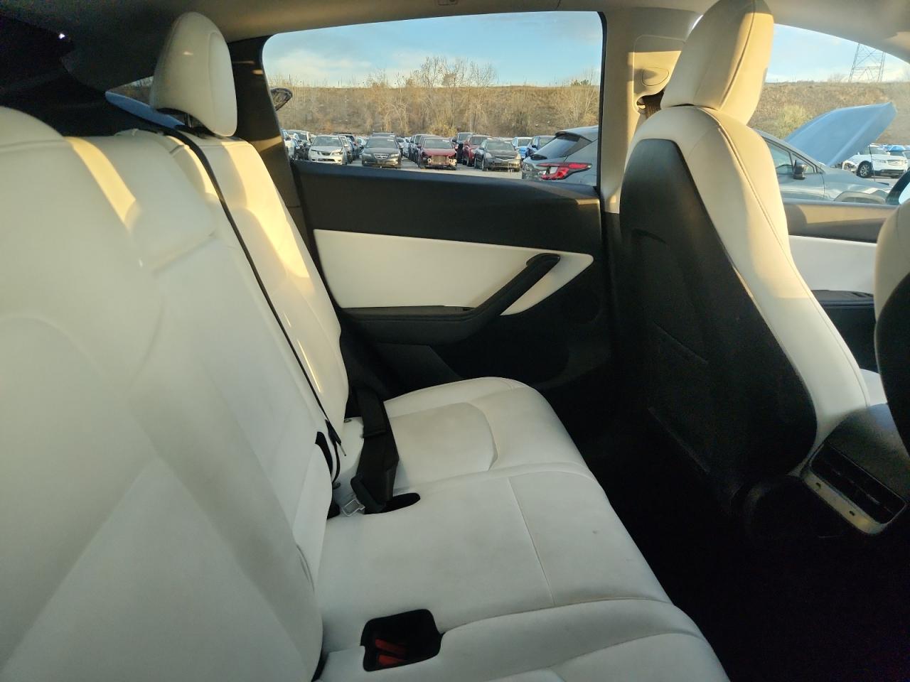 2021 Tesla Model Y VIN: 5YJYGAEE1MF211336 Lot: 91735235