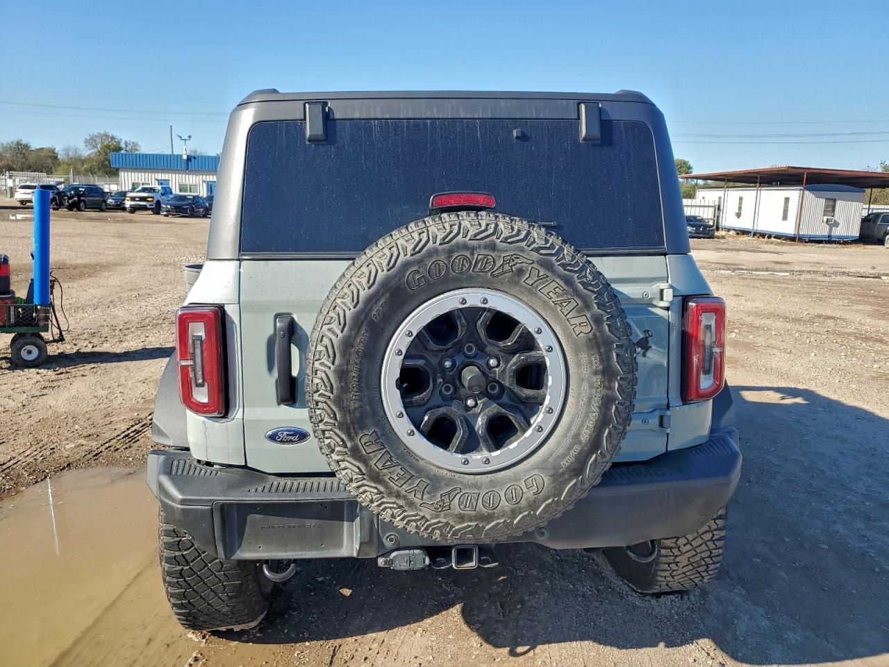 2023 Ford Bronco Base VIN: 1FMEE5DH9PLB77087 Lot: 92808295