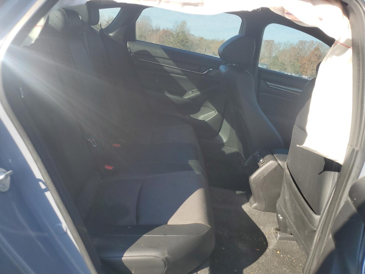 2021 Honda Accord Sport VIN: 1HGCV1F35MA035205 Lot: 92924705