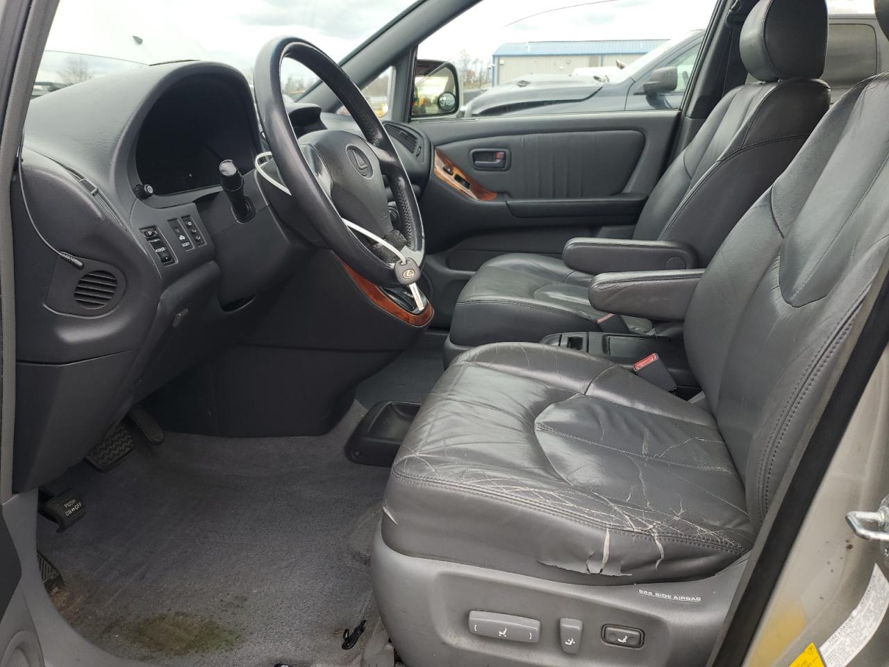 2000 Lexus Rx 300 VIN: JT6HF10U2Y0142928 Lot: 92635505