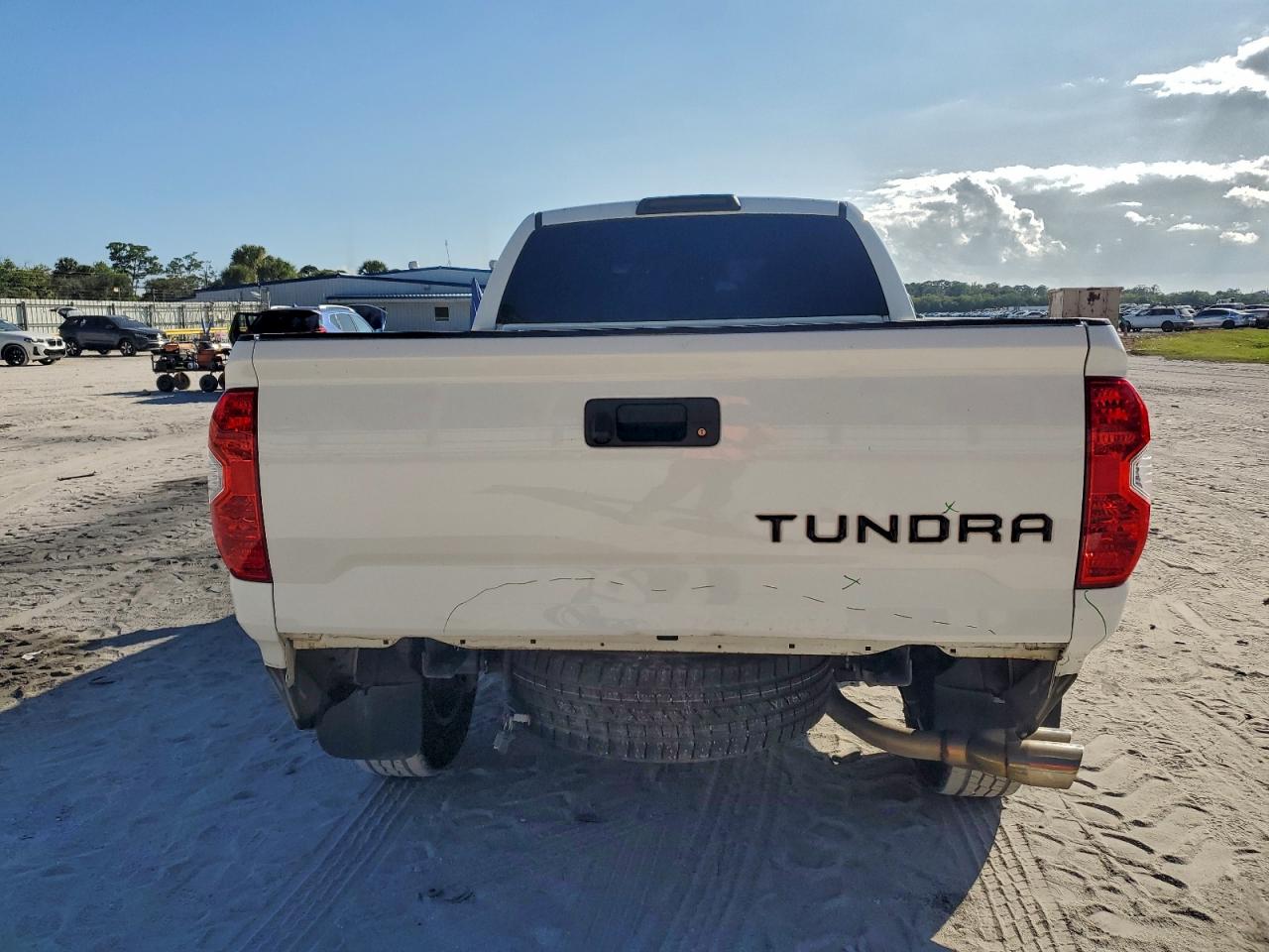 2019 Toyota Tundra Double Cab Sr VIN: 5TFRY5F16KX252729 Lot: 94142915