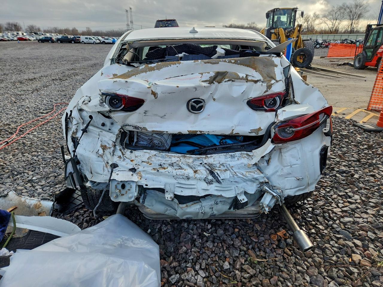 2019 Mazda 3 Premium VIN: JM1BPBEM6K1131541 Lot: 93911355