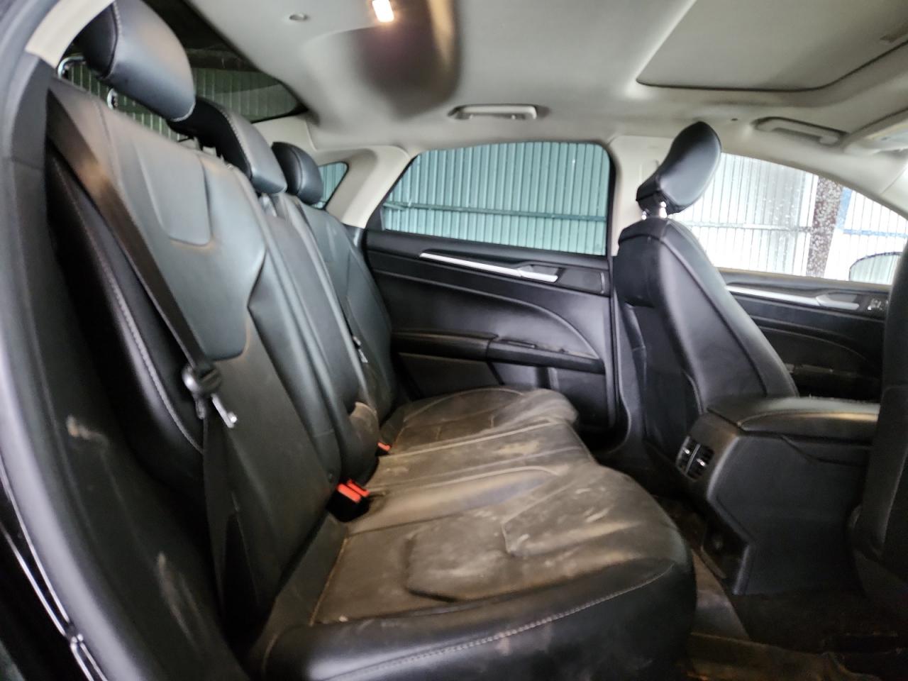 2020 Ford Fusion Titanium VIN: 3FA6P0SU1LR245227 Lot: 93030335