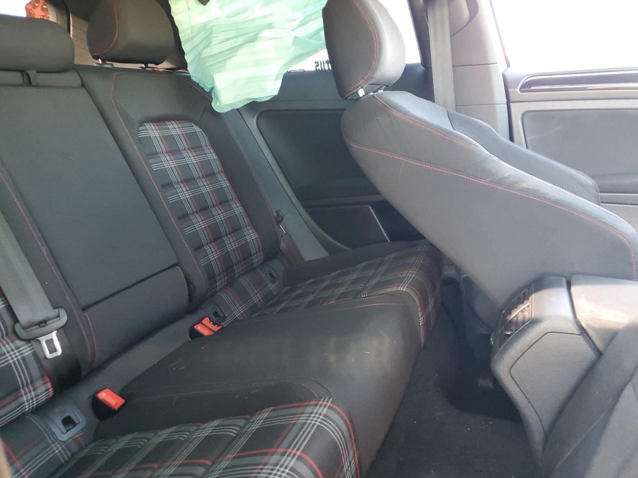 2015 Volkswagen Gti VIN: 3VWTT7AU4FM047193 Lot: 93353205