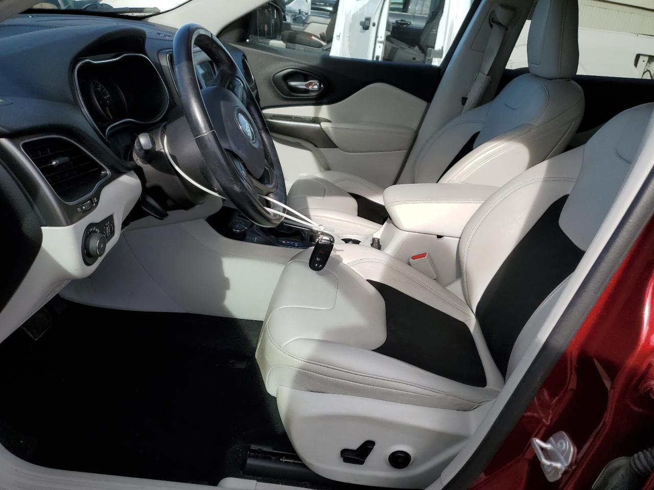 2020 Jeep Cherokee Latitude Plus VIN: 1C4PJMLX1LD524718 Lot: 91314925