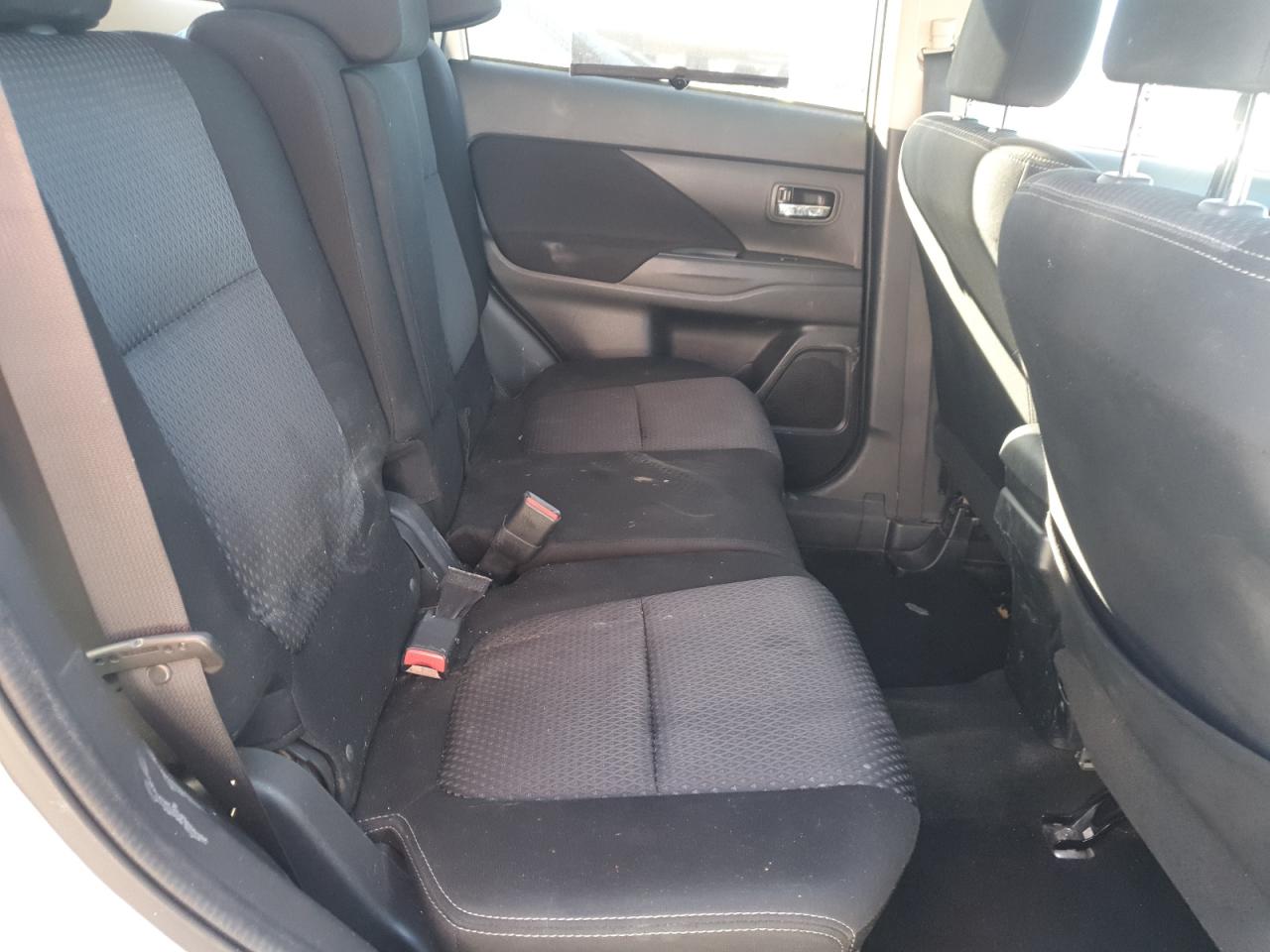 2018 Mitsubishi Outlander Se VIN: JA4AZ3A38JZ040077 Lot: 91660725