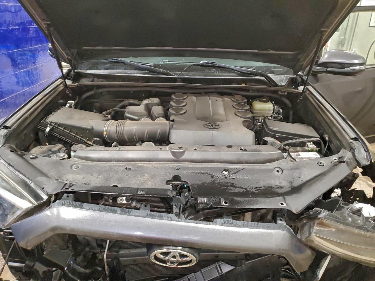 2018 Toyota 4Runner Sr5/Sr5 Premium VIN: JTEBU5JRXJ5554296 Lot: 93954505