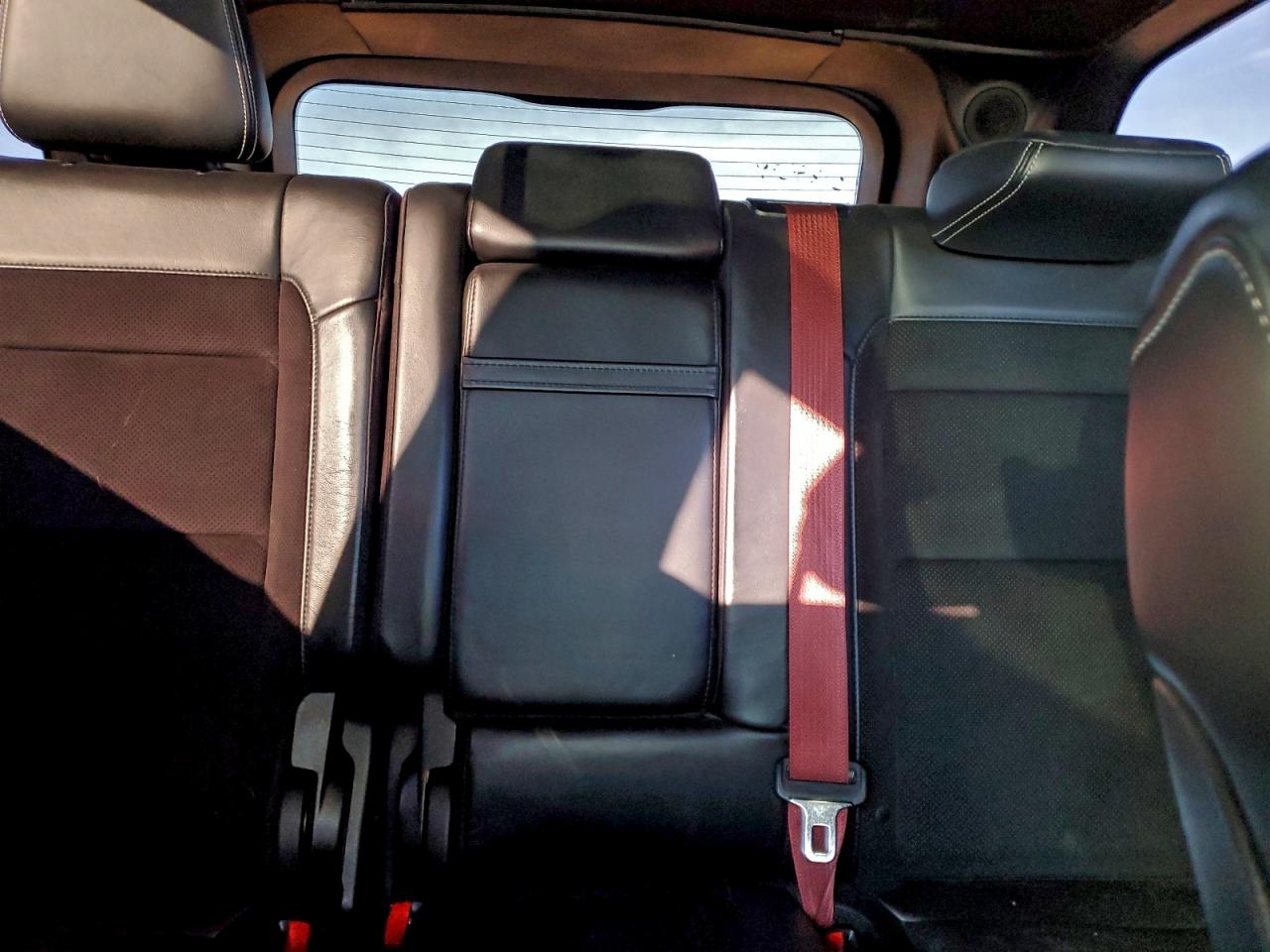 2018 Jeep Grand Cherokee Srt-8 VIN: 1C4RJFDJ3JC157404 Lot: 94316225