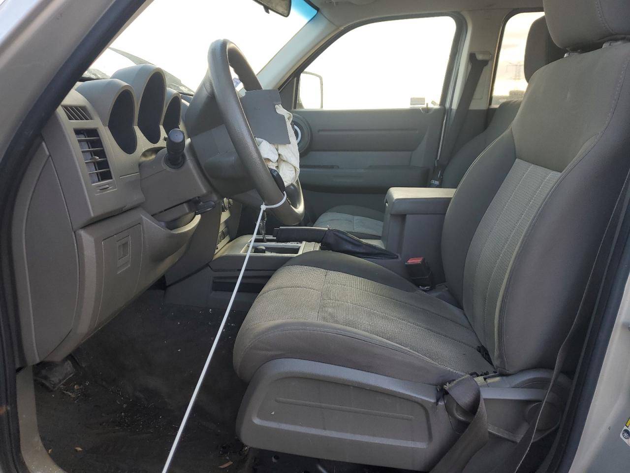 2008 Dodge Nitro Sxt VIN: 1D8GU28K78W187283 Lot: 92479645