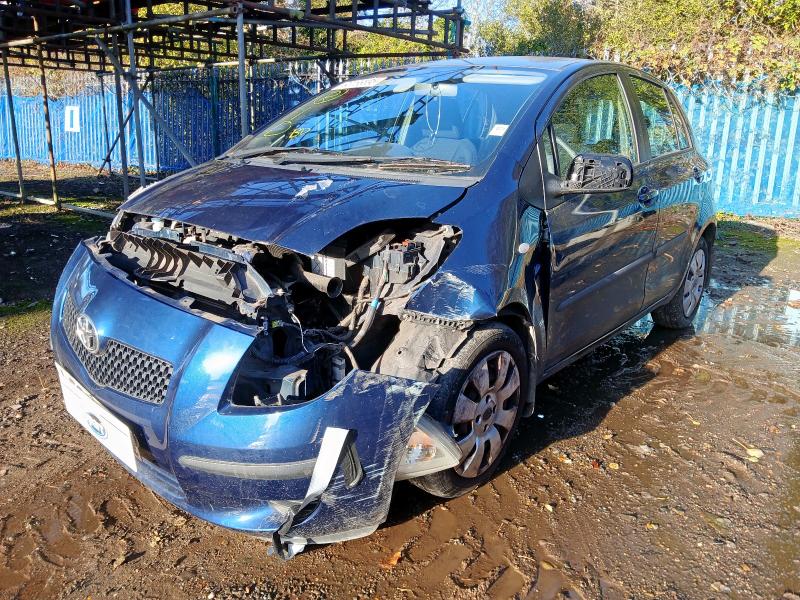 2006 TOYOTA YARIS 1.3 VVT-I T3 5DR MMT for sale at Copart ROCHFORD