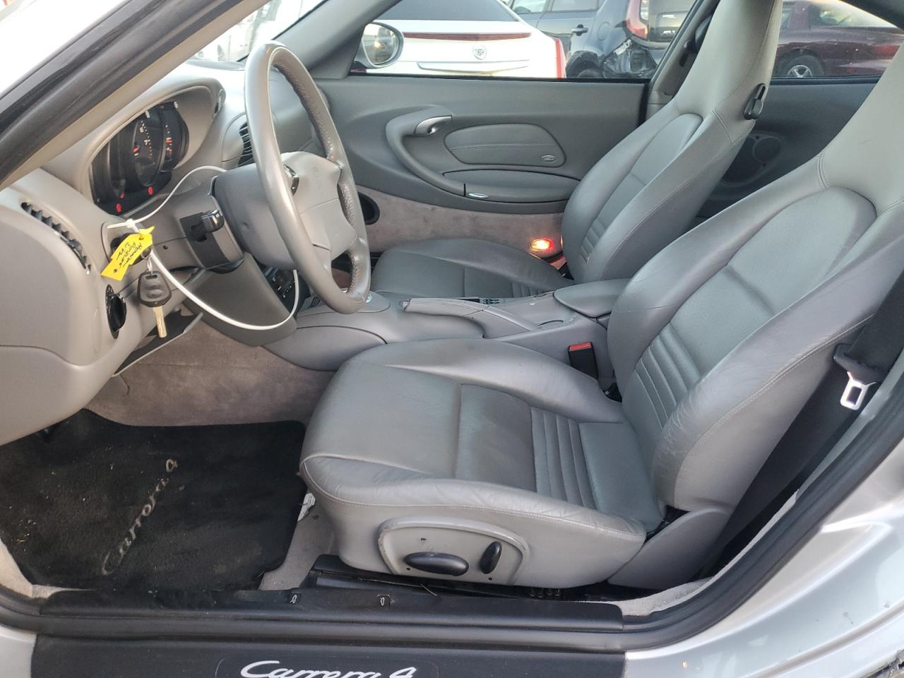 2001 Porsche 911 Carrera 2 VIN: WP0AA29981S621443 Lot: 92001905