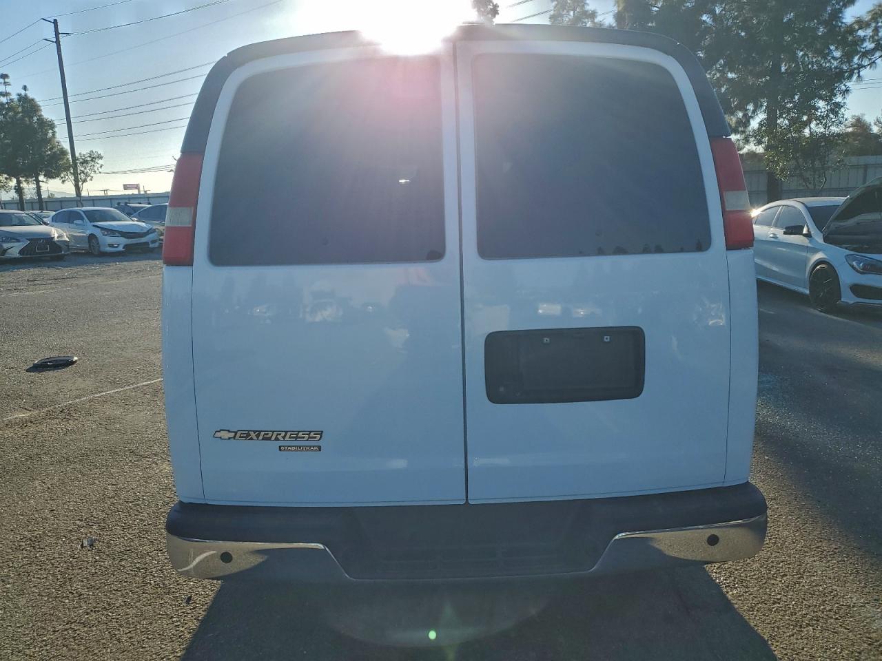 2015 Chevrolet Express G2500 Lt VIN: 1GBWGRFF9F1173397 Lot: 94502815