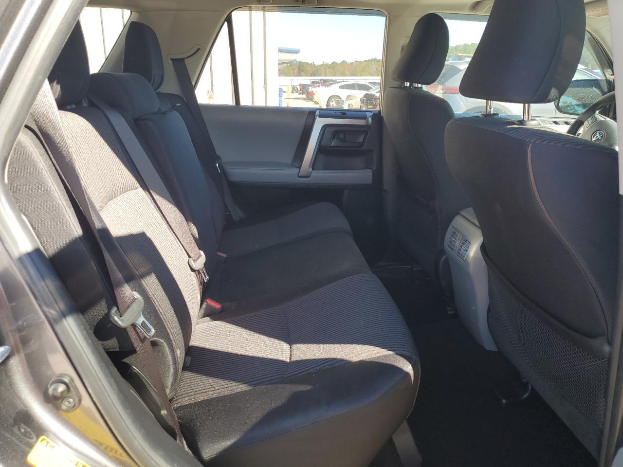 2011 Toyota 4Runner Sr5 VIN: JTEZU5JR2B5022749 Lot: 90722305