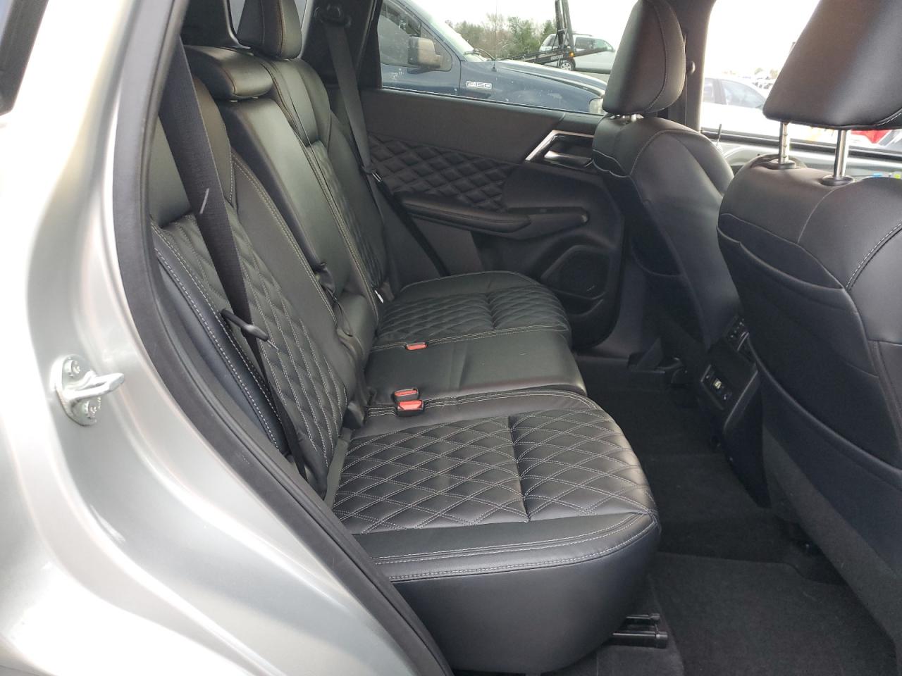 2022 Mitsubishi Outlander Sel VIN: JA4J4VA80NZ008588 Lot: 92571185