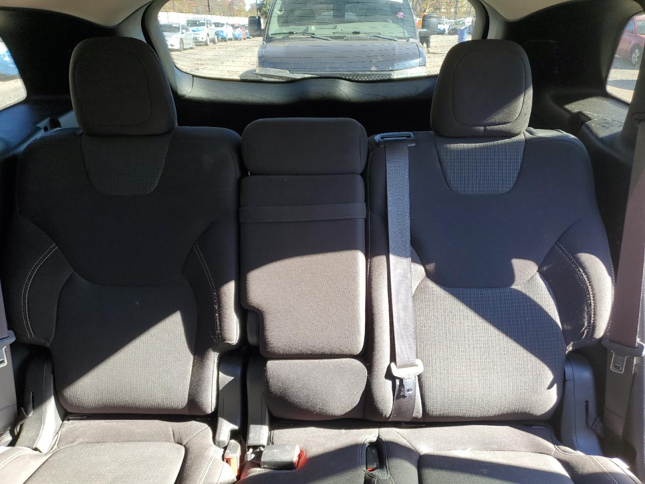 2016 Jeep Cherokee Latitude VIN: 1C4PJMCB5GW240894 Lot: 91250585