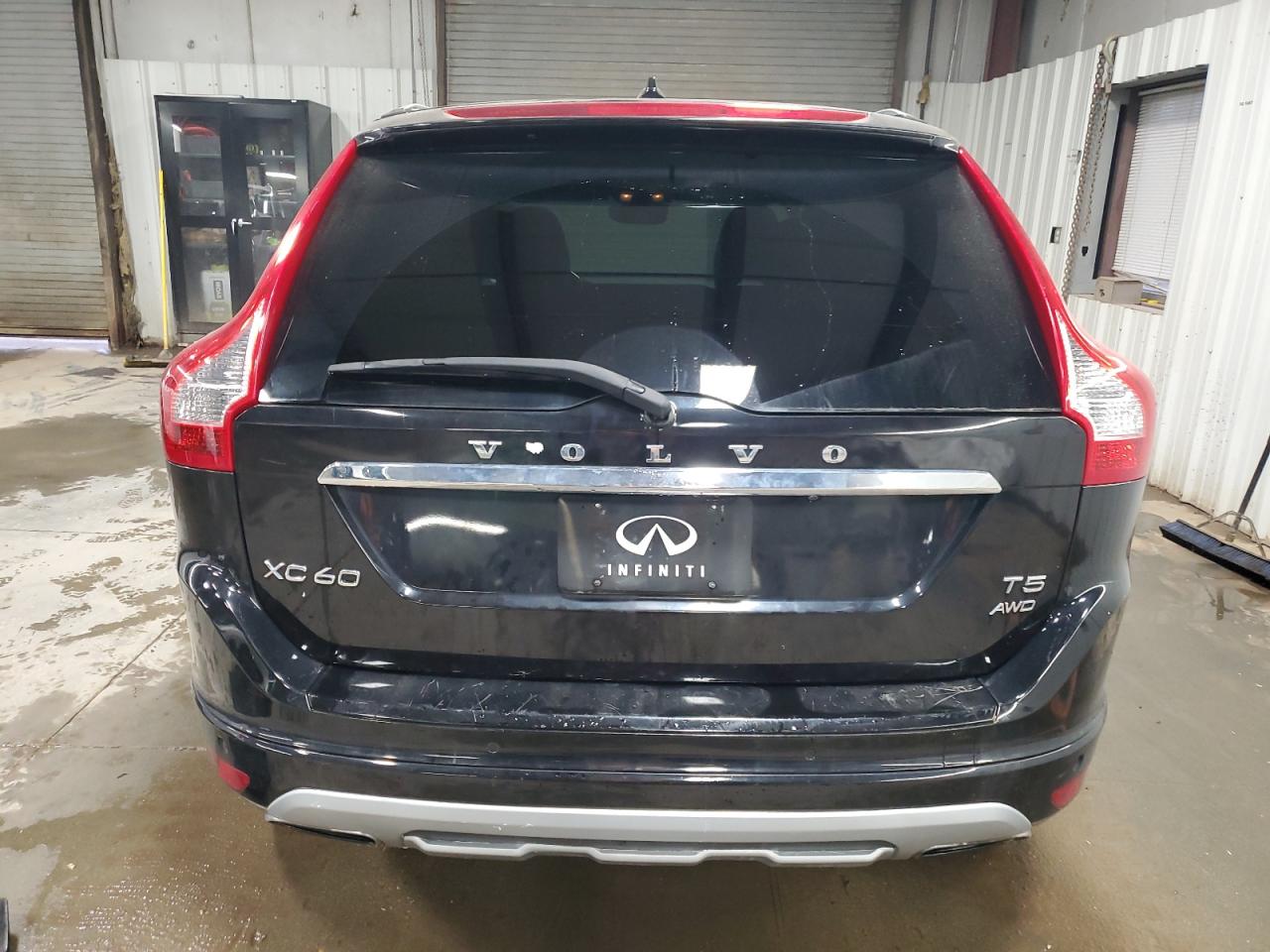 2017 Volvo Xc60 T5 Dynamic VIN: YV440MRRXH2032655 Lot: 93322355